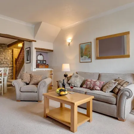 5 Bed In Oc-ds257 Kettlewell
