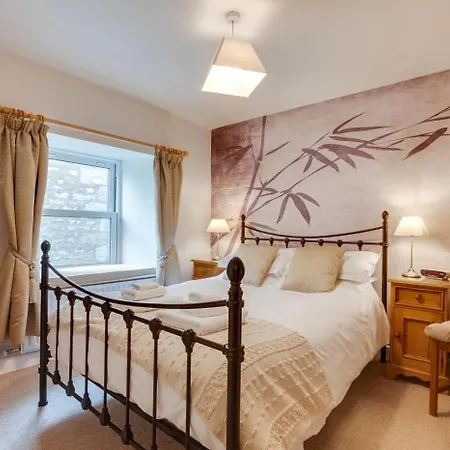 Holiday home 5 Bed In Oc-ds257 *