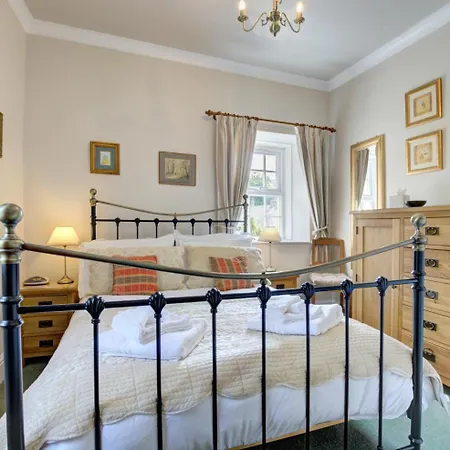 Holiday home 5 Bed In Oc-ds257 *