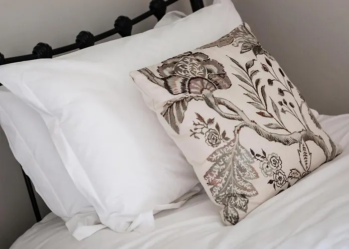 5 Bed In Oc-ds257 * Kettlewell